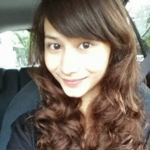 Meet your Posher, Vicki